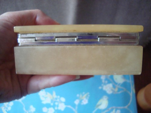 Vintage Alabaster Jewellery Trinket Box~Made in Italy Label~Hinged Floral~11cm - Picture 8 of 12