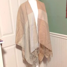 Soia & Kyo NWT warm shawl wrap light pink and cream color Fringe work wedding OS