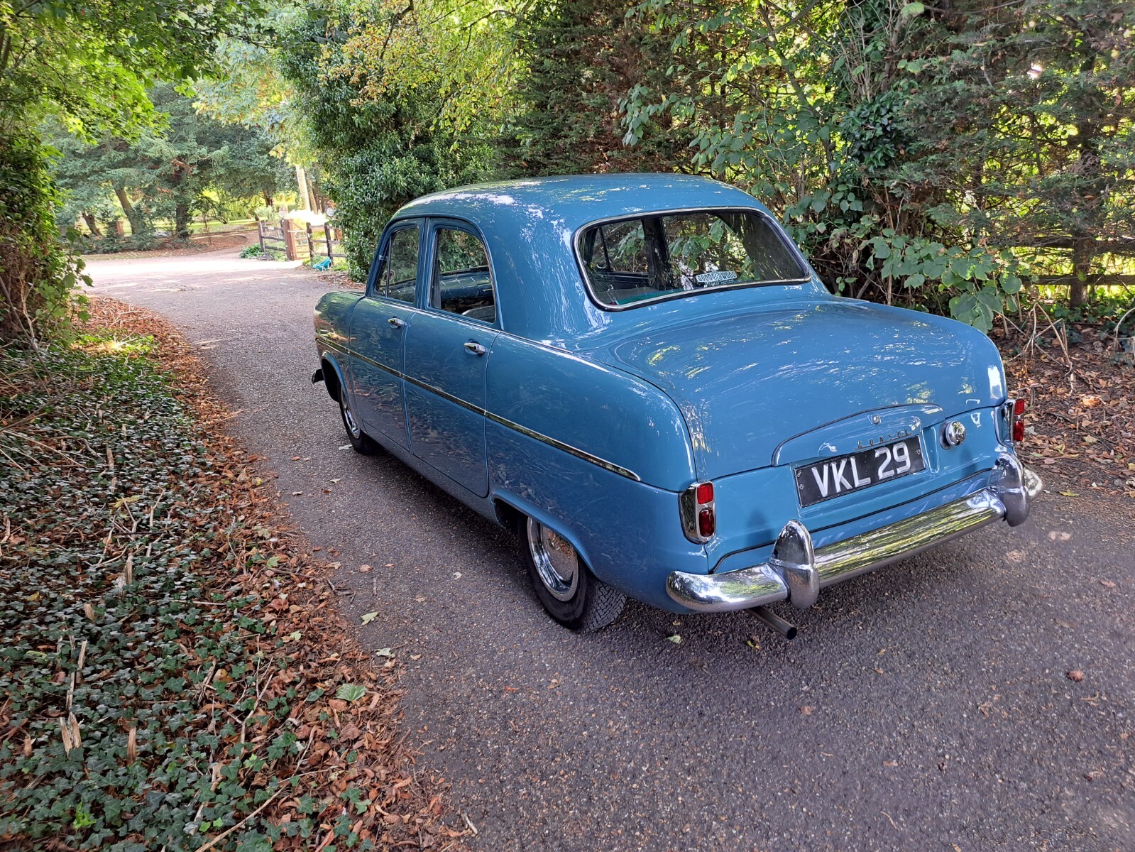 Ford Consul 1955 - Picture 4 of 9