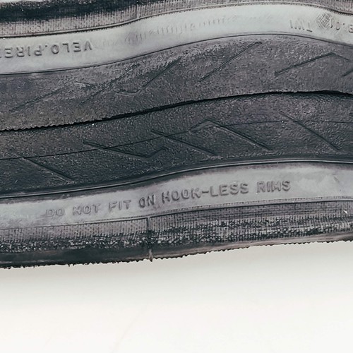 Pirelli P Zero Road 24-622 (700 x 24c) Bicycle Tires Clincher EVO Compound 1PAIR - Picture 5 of 5