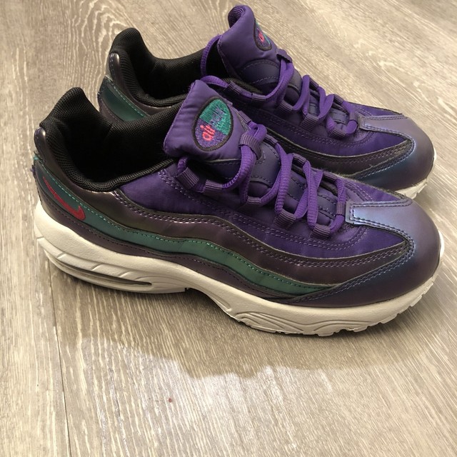sneakers for girls under 500