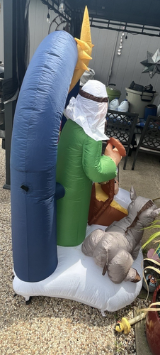 Home Accent Holiday 6ft LED Nativity Scene Inflatable EUC - Imagen 7 de 9