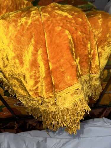 VINTAGE CONCORD MILLS CRUSHED WARM AMBER VELVET GROOVY BEDSPREAD queen 94x106 - Picture 10 of 11