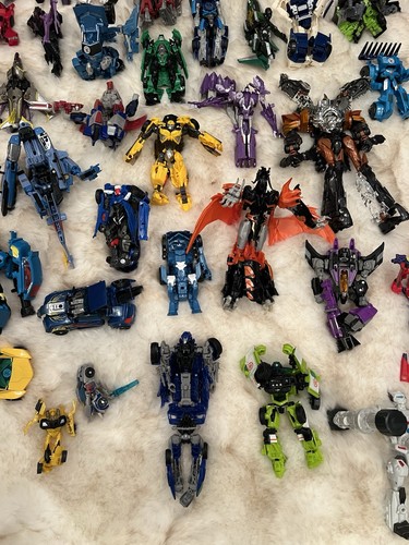 Transformers Huge lot Figures Modern Complete & Incomplete Parts/Repair **READ** - Picture 10 of 24