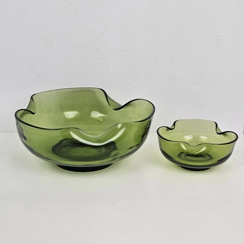Vintage Anchor Hocking Avocado Green Glass Chip and Dip Scalloped Bowl Set MCM