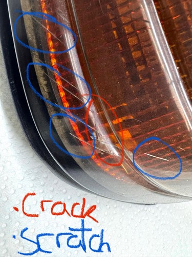 Mazda Rx7 S2 S3 FB 1981 - 1985 Right Side Taillight Assembly Has Hairline Crack - Picture 2 of 5