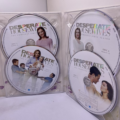 Desperate Housewives The Complete First Season (DVD, 2005, 6-Disc Set) - Picture 9 of 9
