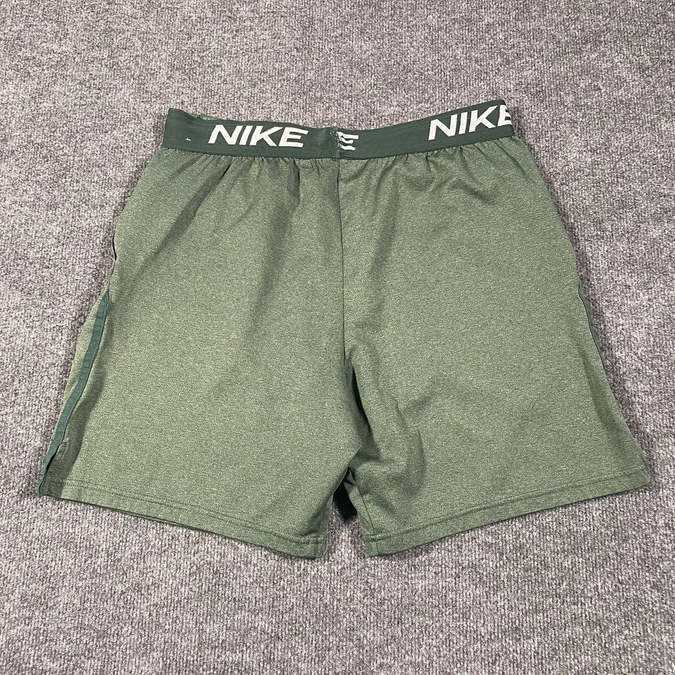 Pantalones Cortos de Práctica Oakland Athletics Nike Edición Jugador Para Hombre Grandes Andrés Tarazona Foto 2 de 4