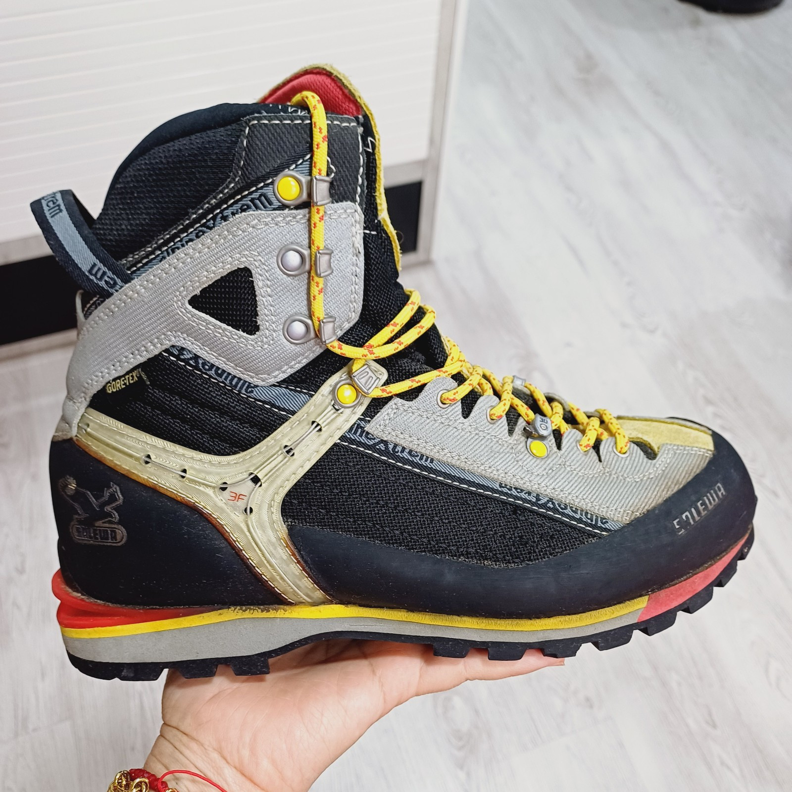 botas Salewa Raven