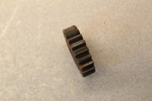 YAMAHA RT1 RT1MX MX250 MX360 2ND PINION GEAR PART# 365-17121-10 NOS OEM - Picture 7 of 7