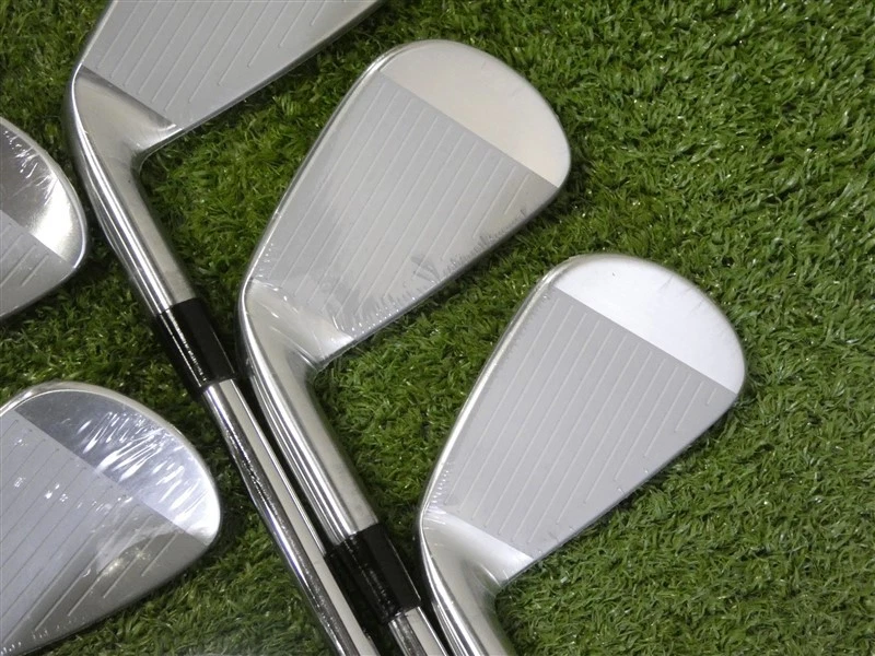 Mizuno Pro 245 Forged Irons 5-P AMT Tour White R300 Regular Steel New - Image 4 of 4