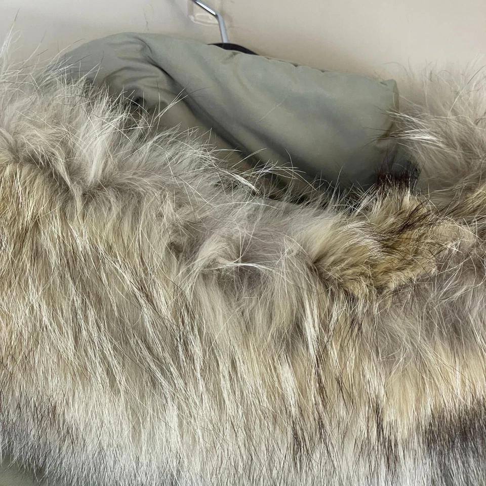 Traje de nieve Bogner Vintage Apres Ski ribete de piel con capucha pequeño bordado con cinturón Foto 3 de 4