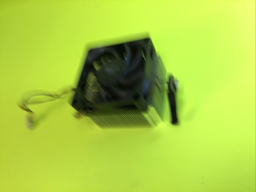 AMD Z7UH01R101 Socket FM1/AM3+/AM3/AM2+/AM2/1207/940/939/754 Aluminum Heat Sink - Picture 3 of 5