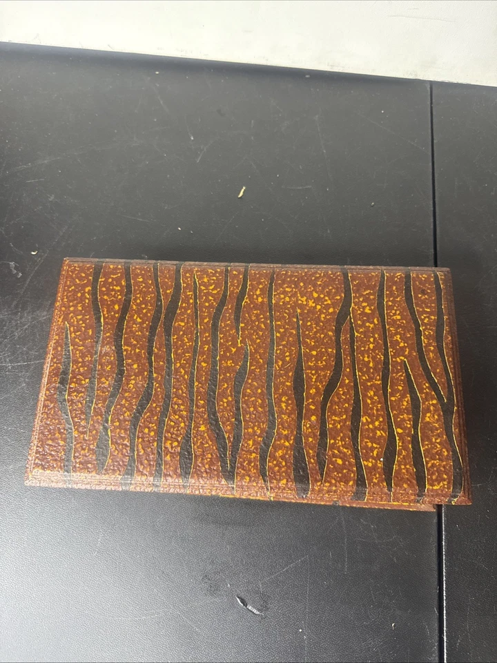 Vintage Handmade Brown Wooden Tiger Animal Print Carved Storage Box 10" - Image 2 of 4