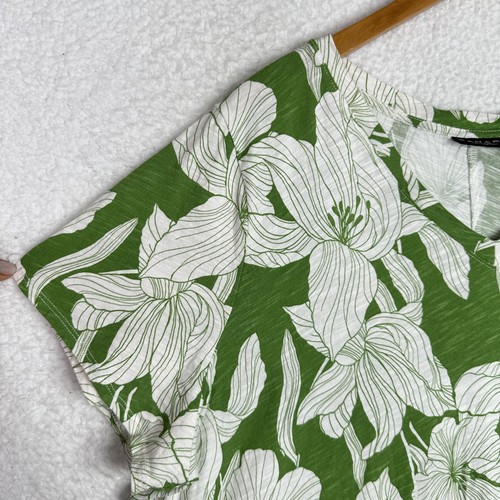 Tahari Shirt Womens 3X Green White Floral Print Short Sleeve 100% Cotton Top - Picture 4 of 12