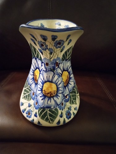 W.R. Polish Pottery UNIKAT Floral Pitcher Hand Made& Signed R Ciupa Hand painted