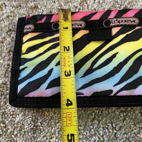 Le Sportsac Classic Rainbow Zebra Geldbörse Bunt Vintage Nylon - Bild 8 von 8