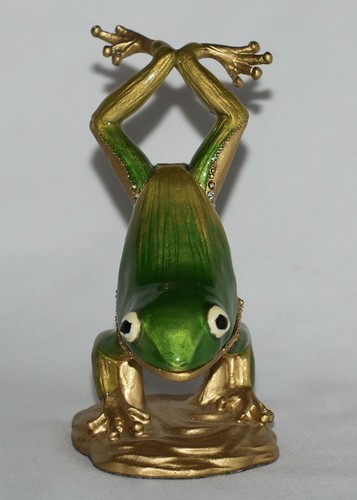 Frog Trinket Box Bejeweled with Crystals, Enameled Hinged, Magnetic closure - Bild 2 von 9