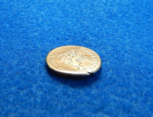 161-180 AD Marcus Aurelius Ancient Roman Silver Denarius Coin 2.7 grams, 18mm๐ - Picture 5 of 5