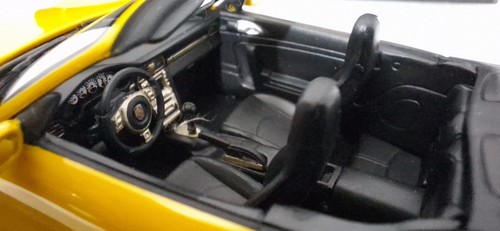 Porsche 911 997 Carrera S Cabriolet 2005 Yellow 1:43 Minichamps 400063031 (8) - Picture 7 of 15
