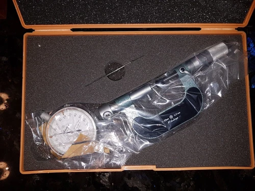 Mitutoyo 107-181 Micrometer With Dial Indicator 0-25 mm