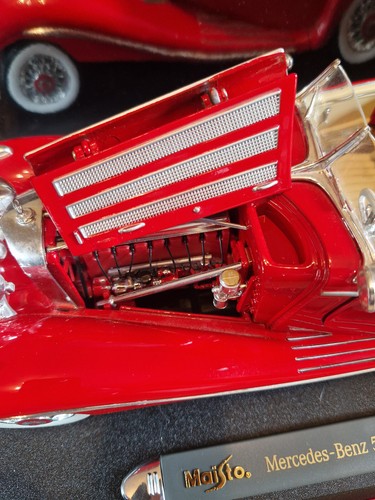 Maisto Mercedes-Benz 500 K Typ Specialroadster 1936 1:18 Scale Premiere Edition - Picture 7 of 24