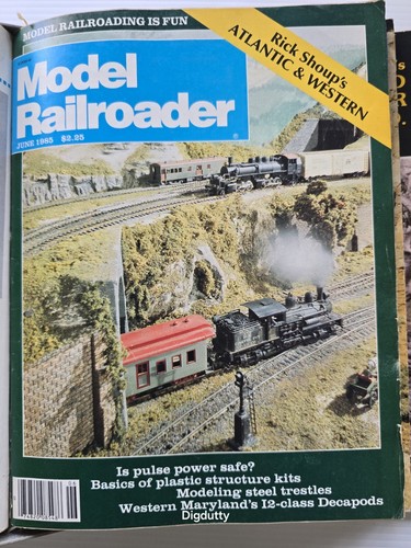 1985 MODEL RAILROADER Train Magazines, Lot of 12 Issues, Complete Year - Picture 8 of 17