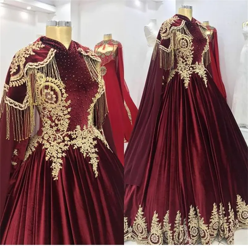 Luxury Muslim Velvet Wedding Dresses High Neck Bridal Gowns Gold Applique Gothic Luxury Muslim Velvet Wedding Dresses High Neck Bridal Gowns Gold Applique Gothic