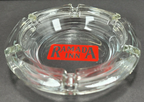 Ramada Inn Glass Hotel VTG Ashtray Clear Red Logo 6 Slot Octagon MCM Souvenir - Picture 2 of 7