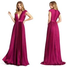Ieena Mac Duggal Raspberry Pleated Plunge Belted Gown Size 2 $458