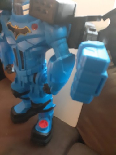Fisher-Price Imaginext DC Super Friends Batman Batbot - Picture 5 of 5