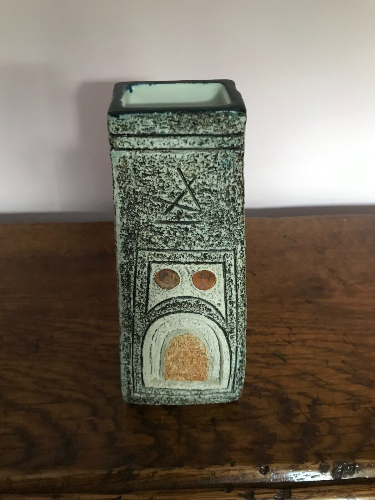 Picture 2 of 10