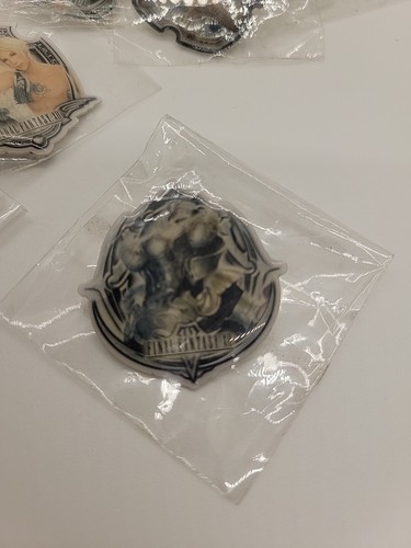Pins esmaltados Final Fantasy 2006 Square Enix Co. Lote de 12 - Imagen 11 de 13