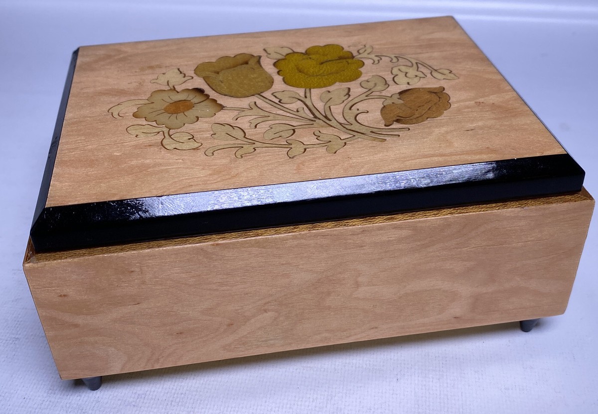 INLAID WOOD WORKS　MADE IN ITALY　木製 Art Deco Inlaid Wood Works Jewlery Box Made in Italy Torna a