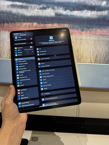 iPad Pro 12.9'', 4. Gen., 256GB, + Pencil 2. Gen + Smart Keyboard + Smart Folio - Bild 8 von 20