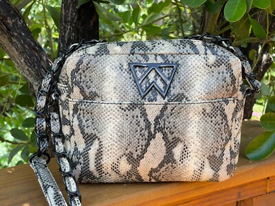 Kelly Wynne USA Mingle Mini Python Luxury Leather Chain  display picture 2