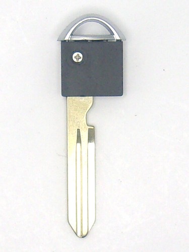 Single NEW UNCUT Nissan/Infiniti Keyless Entry Smartkey INSERT KEY KR5S180144014 - Picture 2 of 3