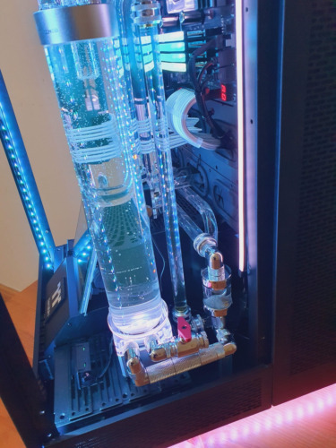 GAMING PC RTX4070TI SUPER INTEL I7 14700k DDR5 DUAL VIXIA CUSTOM WATERCOOLED PC - Picture 22 of 22