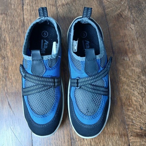 West Marine Youth Boys' Aqua Socks – Bungee Style - US Size 5 - Picture 5 of 11