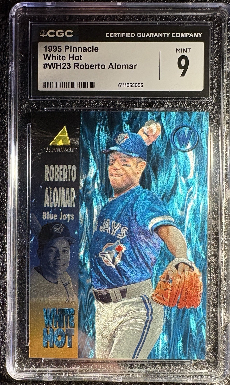 1995 Pinnacle #WH23 Roberto Alomar White Hot CGC 9 Blue Jays