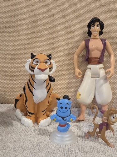 Disney Aladdin And Princess Jasmine Dolls and Figurines - Picture 6 of 6