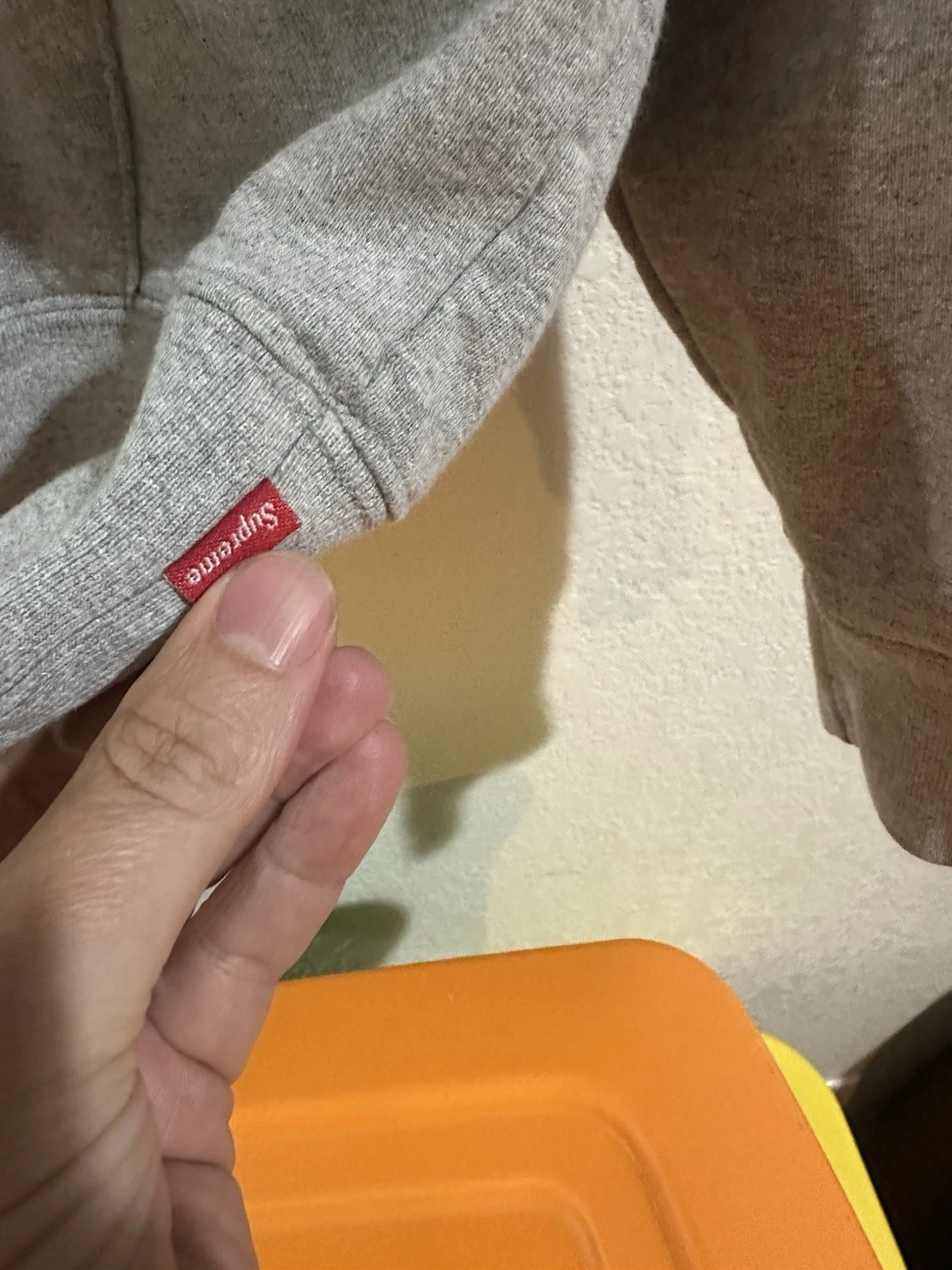 Felpa Supreme Crossover con Cappuccio Grigio Uomo M Usata Ottime Condizioni SCATOLA