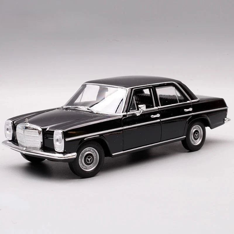1:24 Scale Model for Mercedes Benz 220 S 1964 Classic Car Diecast Alloy Toy Gift - Image 2 of 4