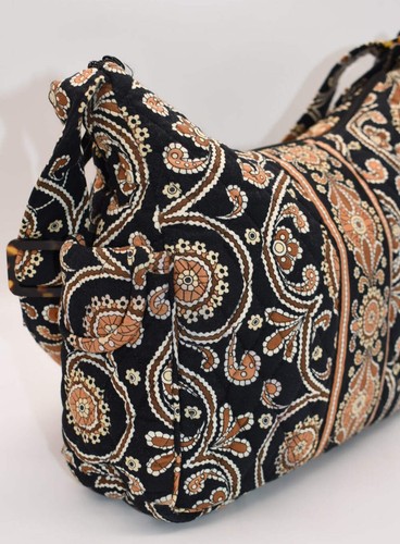 Bolso bandolera/hombro Vera Bradley On the Go en patrón "Caffe Latte" - Imagen 14 de 15