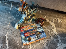 LEGO Legends of Chima 70147 Sir Fangar's Ice Fortress 665pcs Retired 2014