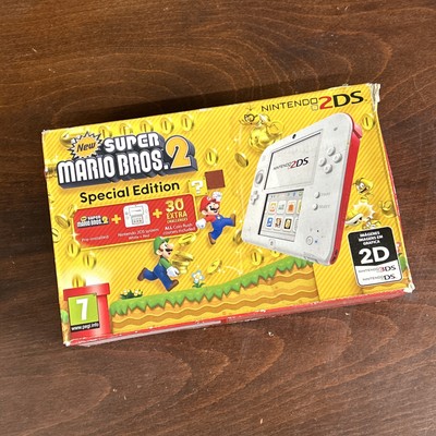 Nintendo 2DS Special Edition New Super Mario Bros 2 Console
