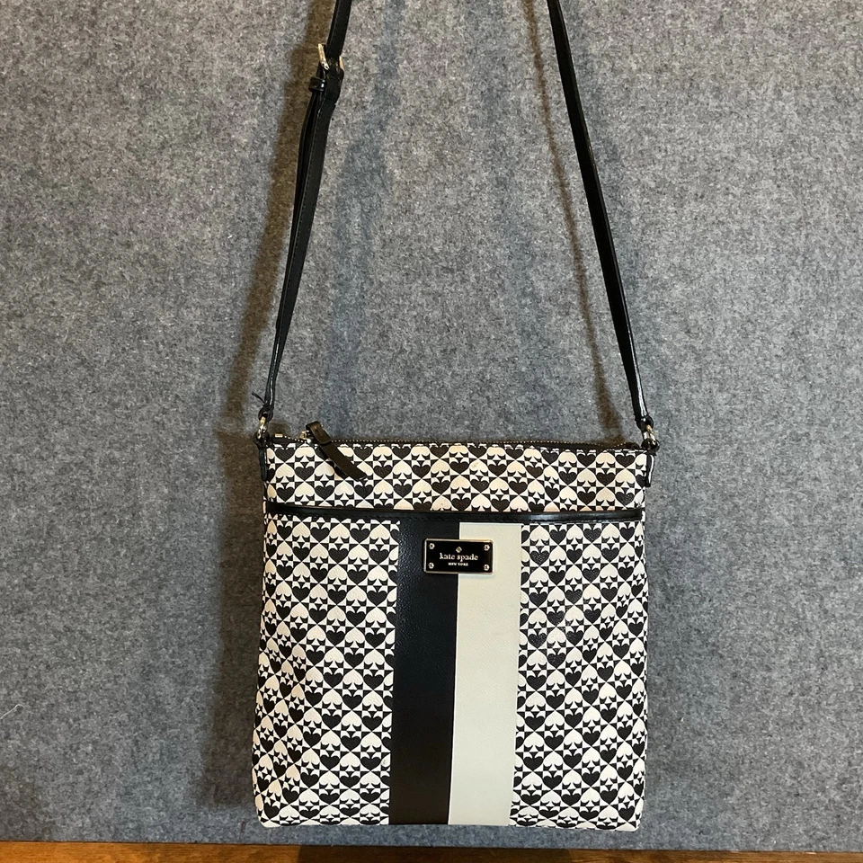 Bolso Bandolera Kate Spade Penn Place Keisha Negro/Blanco Usado en Excelente Condición Foto 3 de 4