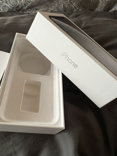 Apple iPhone XR - TYLKO PUDEŁKO - Produkt 128GB - BEZ TELEFONU - Zdjęcie 3 z 5