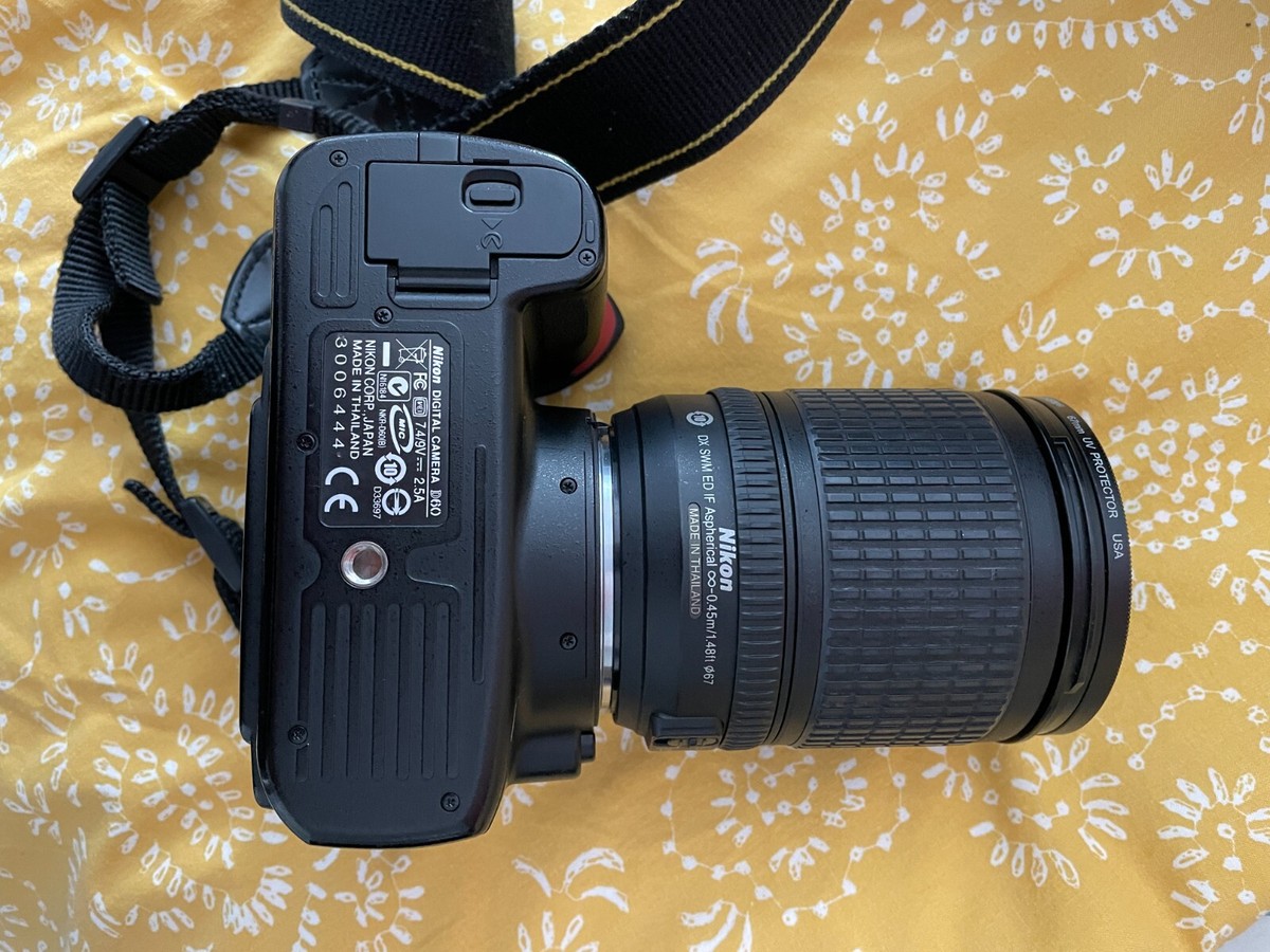 Nikon D D60 10.2MP Digital SLR Camera - Black (Kit w/ 18-135mm