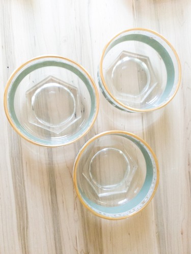 3 - vintage Jeanette Glass Hellenic green Wedgewood Dessert bowls gold Trim 4.5” - Picture 4 of 8